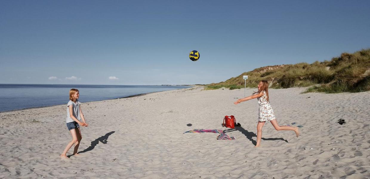 Børn på strand